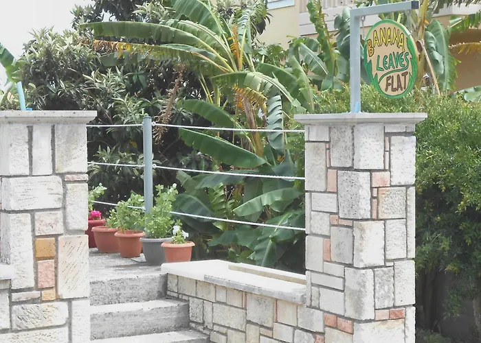 아파트 Banana Leaves Flat